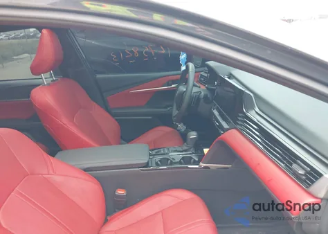 2025 Toyota Camry Xse z USA, uszkodzony, nr VIN 4T1DBADK9SU021577